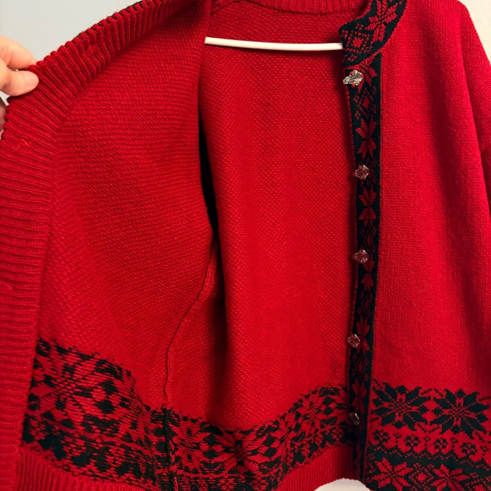 Vintage Norwegian Red Fair Isle Cardigan Sweater Metal Clasps Nordic Winter XL - Picture 5 of 10